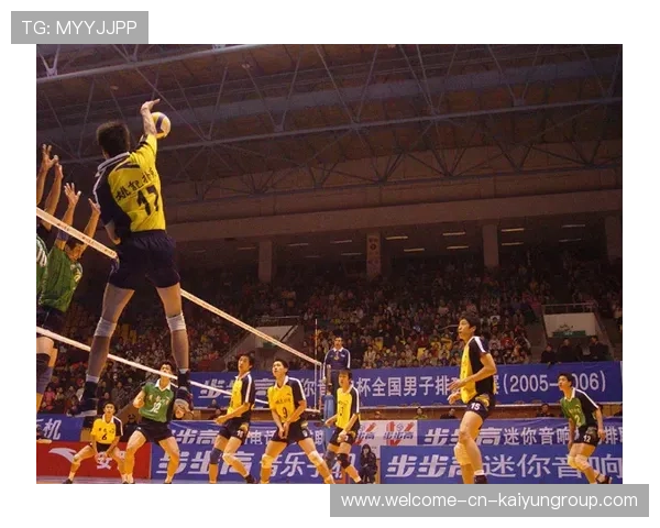 上海海港稳步前进，外援实力撑起卫冕希望